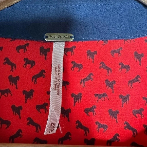 Free People Red Horse Print Blouse Size XS - Picture 8 of 11